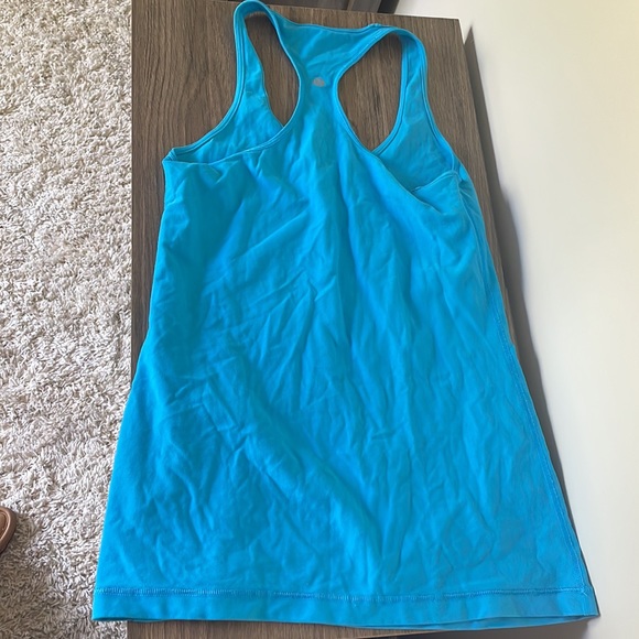 Lulu Lemon Size 8 racer back - Picture 3 of 4